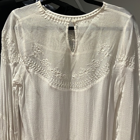 Anthropologie white blouse - Picture 3 of 4